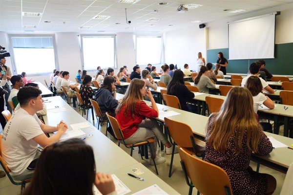 Madrid traslada al 12 y 13 de mayo las pruebas de evaluación a alumnado de Primaria y Secundaria