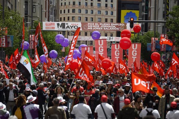 Arranca la manifestación del 1 de Mayo en Madrid con el lema 'Proteger lo conquistado'