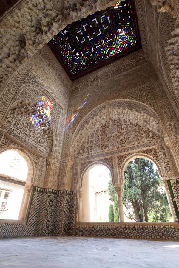 La Alhambra adquiere por 730.000 euros el cuadro de Sorolla 'Jardín de Lindaraja'