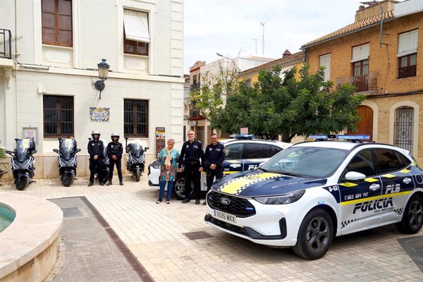 Benetússer repone y amplía el parque móvil de su Policía Local tras perder todos los vehículos en la dana