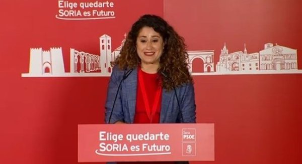 Enma López (PSOE) reprocha al PP que haga una oposición basada en culpar a Sánchez: 