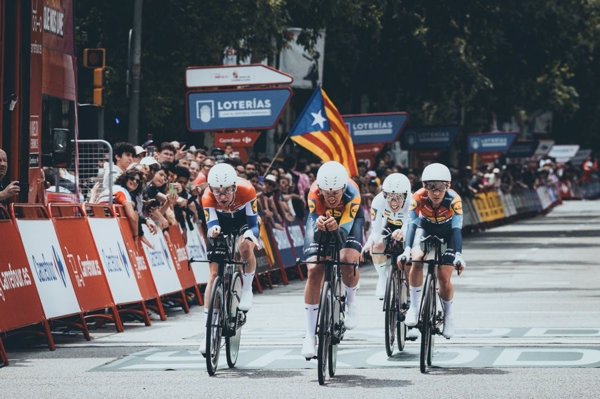 La neerlandesa Ellen van Dijk, primera líder de la Vuelta Femenina 25 by Carrefour.es
