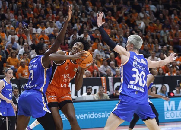 Valencia Basket y Casademont Zaragoza, final de la Liga Femenina Endesa