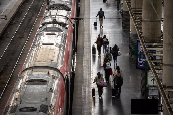 Cercanías Madrid permanecerá operativo durante la noche para llegada de viajeros afectados por robo de cable