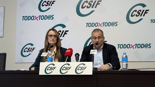 El 22% de docentes sufre conflictos con alumnos en redes sociales, segundo problema de convivencia en centros públicos