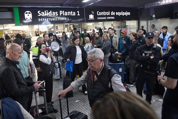 Almeida cree que España está dando 