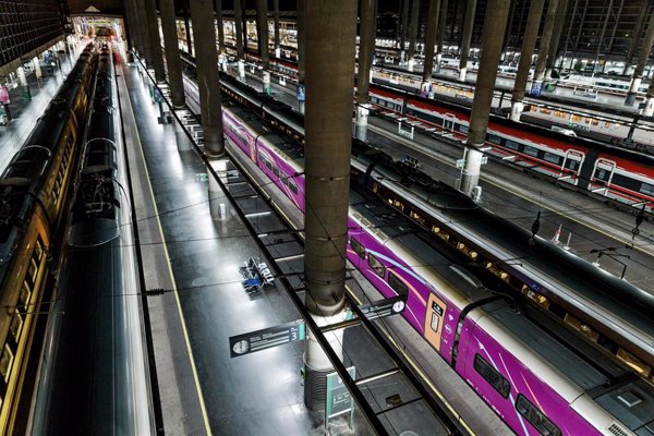 Vox arremete contra el Gobierno por el robo de cables en trenes: 
