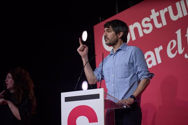 Sumar proclama que se opondrá a alargar la vida de las nucleares y reclama que Red Eléctrica sea cien por cien pública