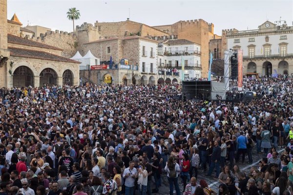 Cáceres se prepara para cuatro días de música con un Womad cargado de propuestas culturales, talleres y artesanía