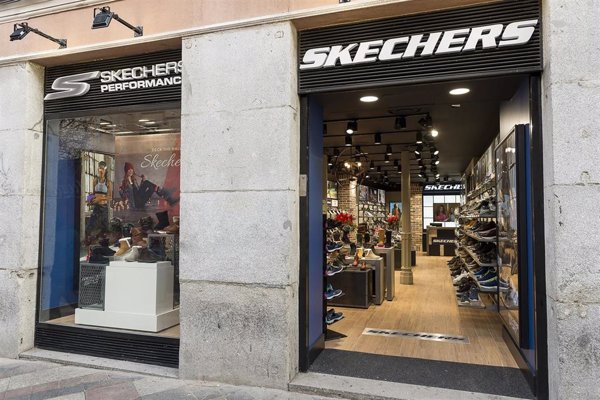 El fondo brasileño 3G Capital comprará Skechers por más 8.000 millones