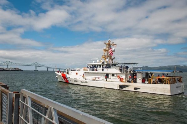 Tres muertos tras el vuelco de una embarcación cerca de San Diego, EEUU