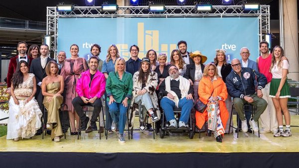 'La familia de la tele' llega a RTVE con un gran desfile por Prado del Rey y el fichaje sorpresa de Isa Pantoja