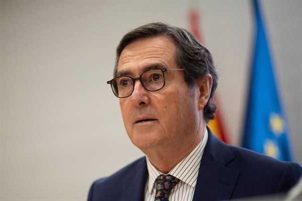 Garamendi (CEOE) ve incomprensible una consulta pública sobre la OPA de BBVA porque 