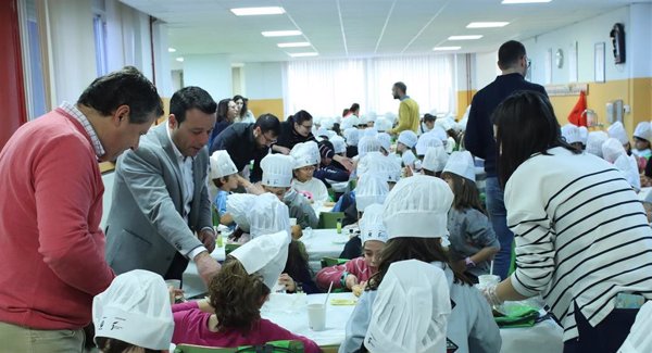 UPA insta a Agricultura a intervenir tras Decreto que reduce consumo de carne y lácteos en comedores escolares