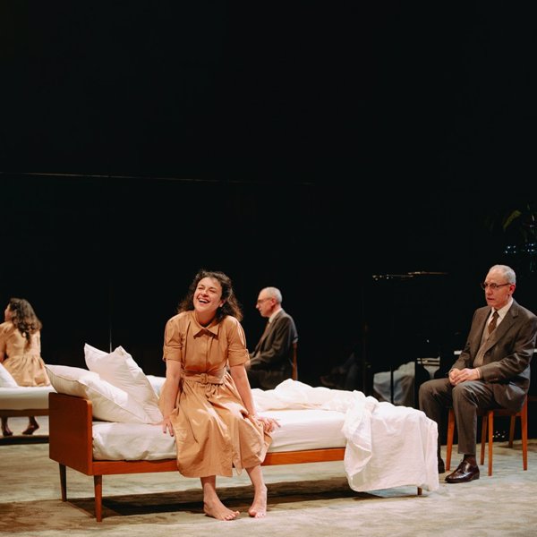 Ivan Benet dirige 'Una mena d'Alaska' de Harold Pinter en el Teatre Lliure de Barcelona