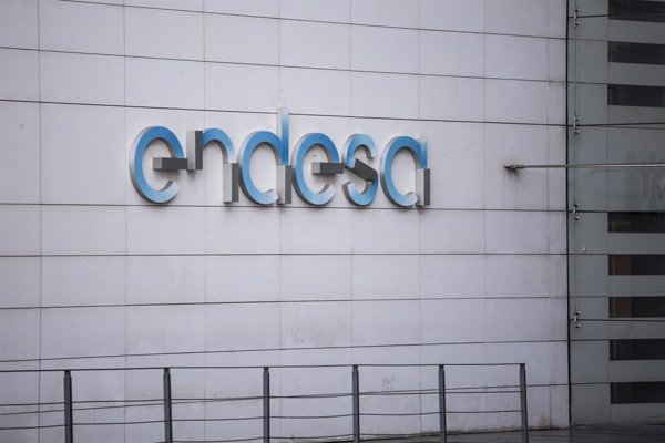 Endesa formaliza una línea de crédito con Enel por un importe de hasta 1.500 millones a cinco años
