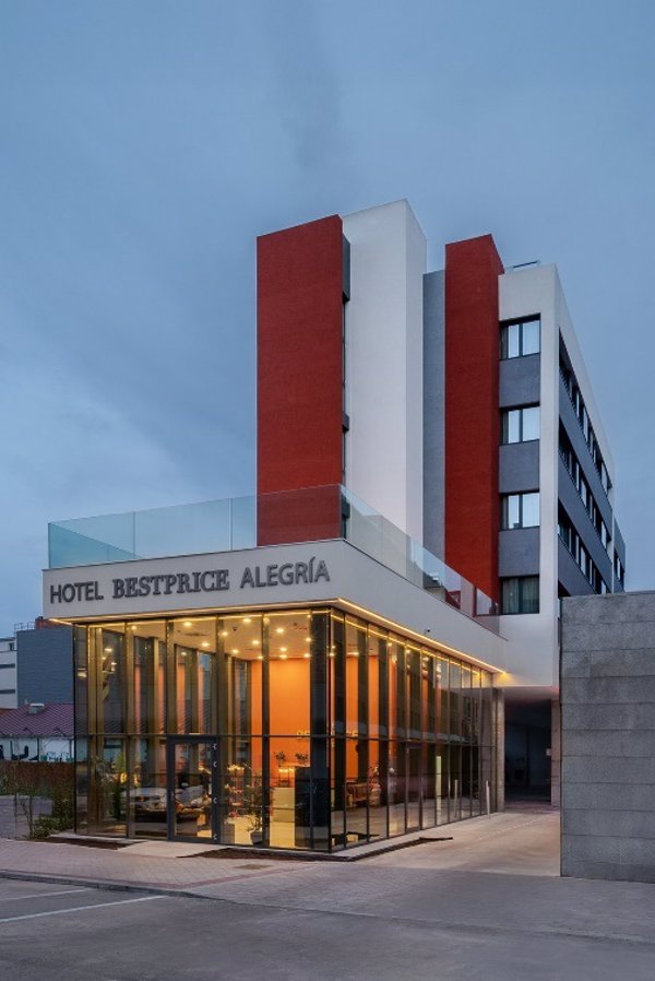 Hoteles Bestprice factura ingresos récord hasta marzo y logra un Ebitda de 868.000, un 19% más