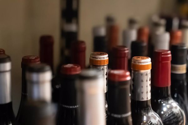 El Gobierno aborda con las CCAA la propuesta del paquete legislativo del vino de la Comisión Europea