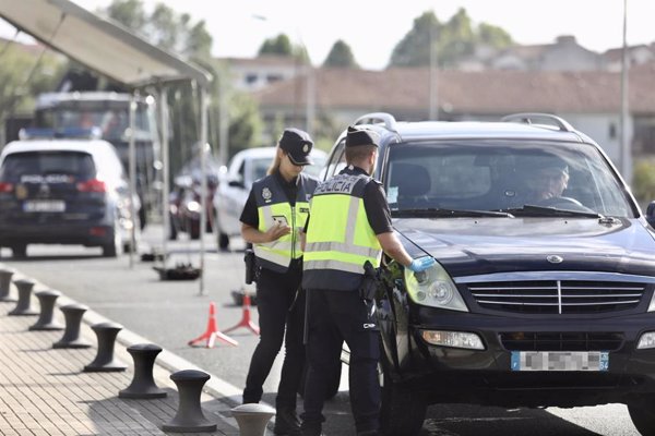 Policías y guardias civiles denuncian que Interior