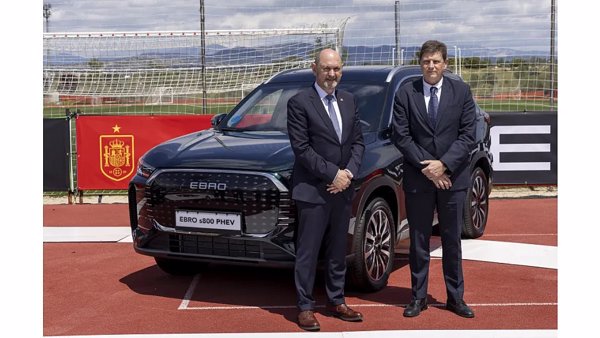 La marca de automóviles Ebro se une a la selección española como nuevo socio patrocinador oficial