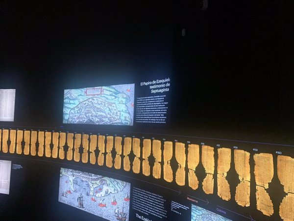 La BNE exhibe por primera vez 'Código de Ezquiel. La historia del códice P967' uno de los papiros más antiguos del mundo