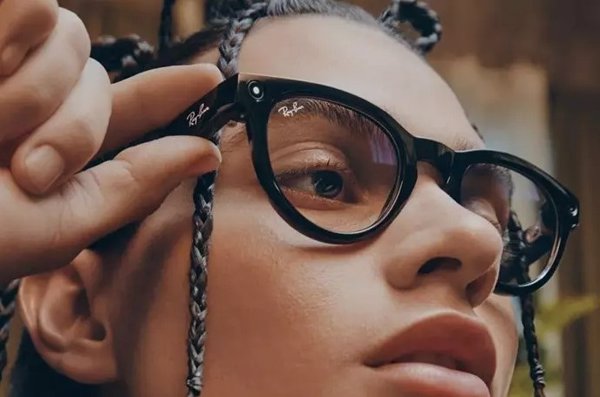 Meta planea incluir un 'software' de reconocimiento facial en sus gafas inteligentes