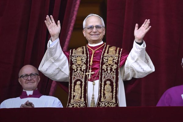 Papa-Toledo enviará una invitación formal a León XIV para que venga a la ciudad por el centenario de la Catedral Primada