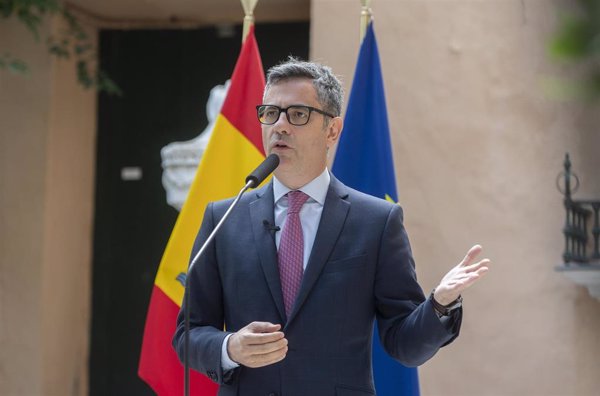 Bolaños dice que hay cardenales españoles 