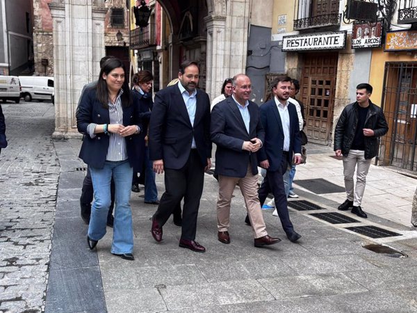 'Génova' respalda el pacto entre PSOE y PP en C-LM para aumentar el número de diputados en la región