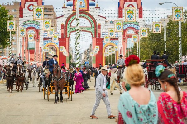 Temperaturas propias de marzo por una masa de aire frío este fin de semana en la Feria de Sevilla