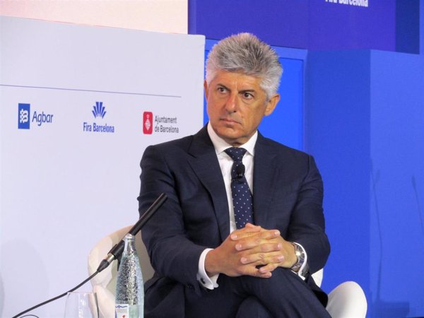 Cellnex se centrará en devolver capital a accionistas vía dividendos y crecer con inversión de 5.000 millones