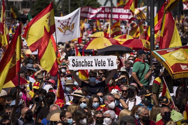 PP y Vox participan este sábado en la protesta en Madrid contra Sánchez que convocan más de un centenar de asociaciones