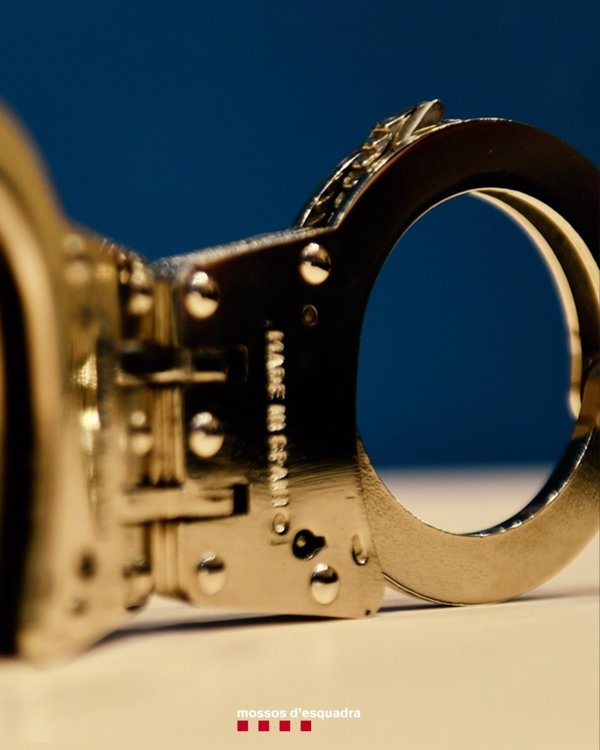 Tres detenidos por atracar un banco en Camarles (Tarragona), uno con permiso penitenciario