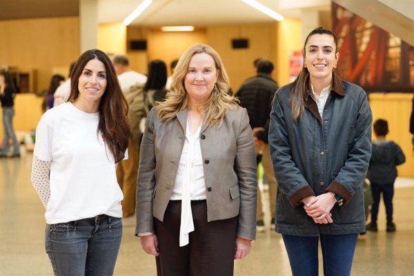 Más de un cententar de jóvenes de toda España participa en Burgos en la gran final de ASTI Robotics Challenge