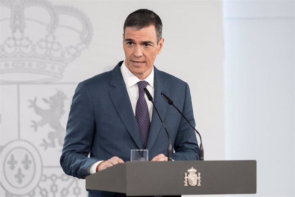 Sánchez felicita a los relevos españoles femeninos de atletismo, tras colgarse el oro y la plata en los World Relays