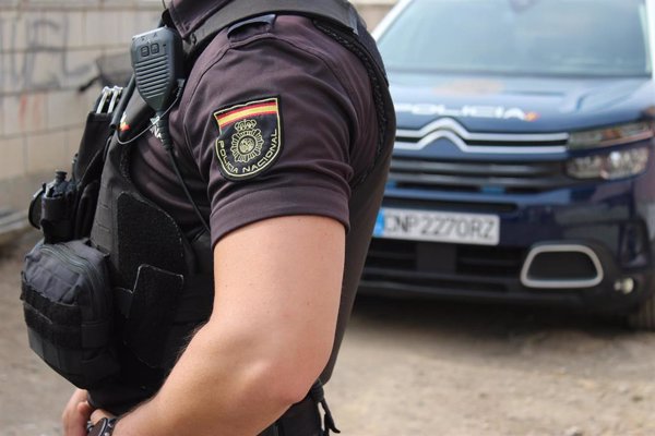 Dos personas detenidas en Bilbao por prostituir a dos mujeres extranjeras y amenazarlas tras denunciarles