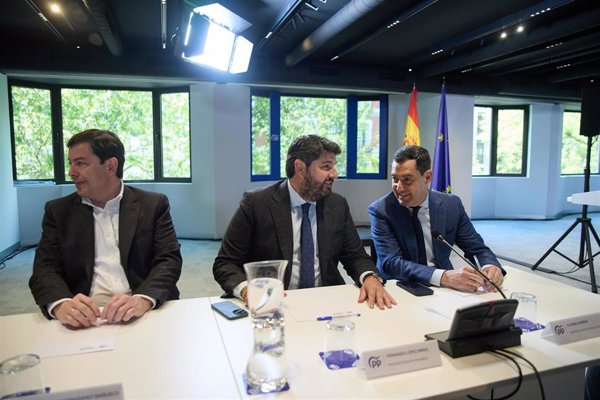 'Barones' del PP denuncian el