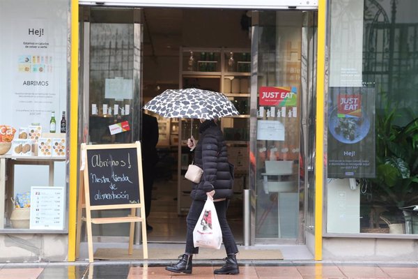 Lluvias y tormentas ponen en riesgo a una veintena de provincias por el acercamiento de un sistema de bajas presiones