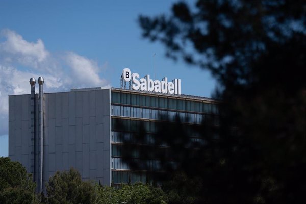 Sabadell coloca un 'CoCo' de 1.000 millones de euros al 6,50%