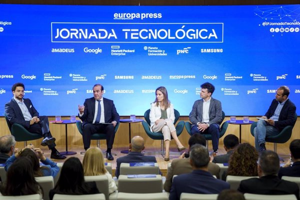 La IA avanza como motor económico para España, pese a los retos para su adopción a nivel social y empresarial