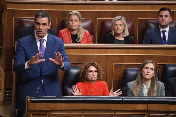 Sánchez avisa que la filtración de sus whatsapps es