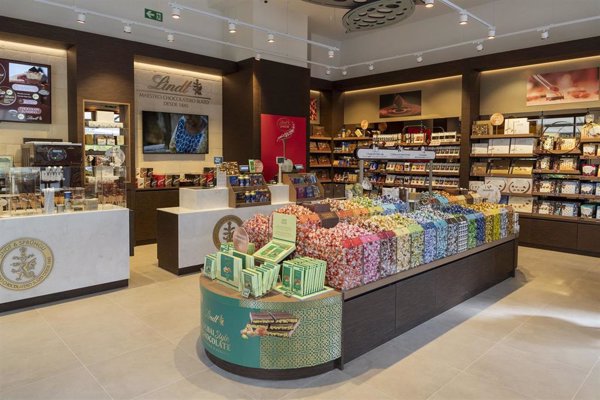 Lindt impulsa su presencia en España con una nueva tienda en Las Rozas (Madrid)