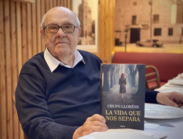 Muere el escritor de novela histórica Chufo Lloréns