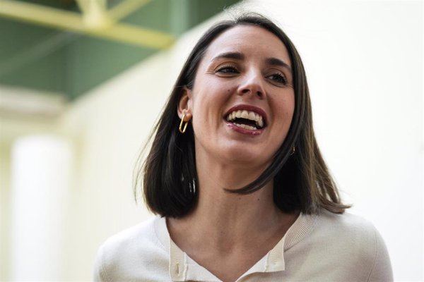 Irene Montero se borra del homenaje a Anguita donde iba a coincidir con Maíllo y critica al