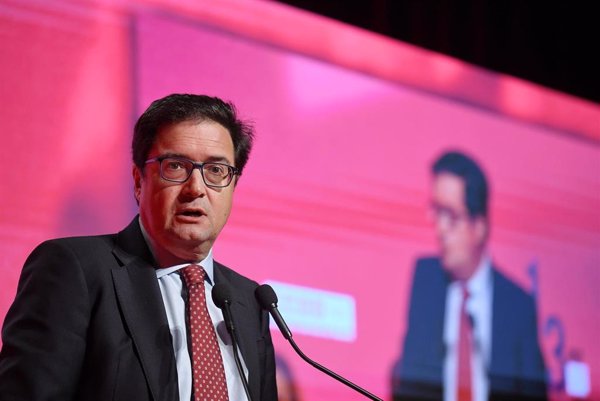Óscar López asegura estar 