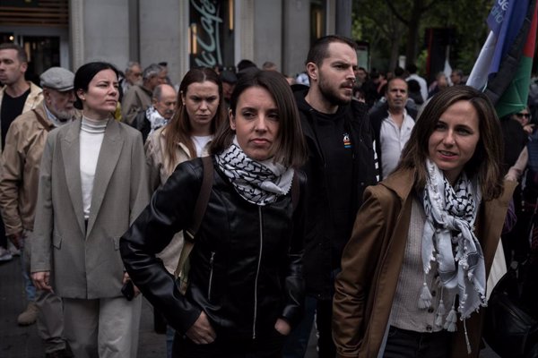 Podemos pregunta a Sánchez por qué si 