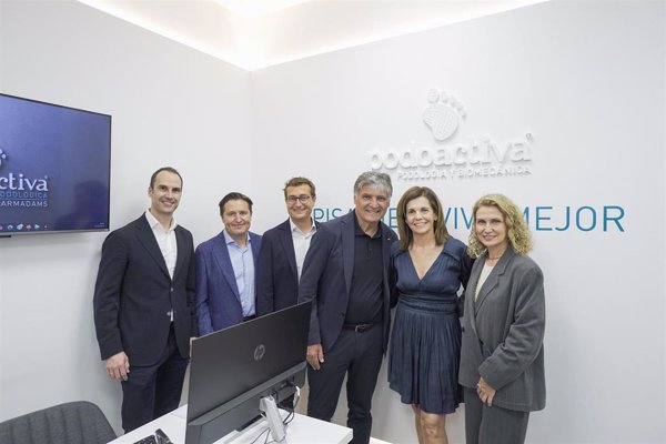Toni Nadal y Abdón Prats apadrinan la inauguración de la cuarta clínica de Podoactiva en Mallorca