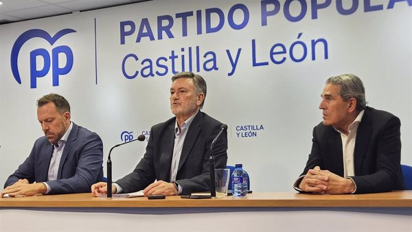 El PP volverá a llevar al Congreso la reprobación de Puente por la supresión de paradas AVE y 
