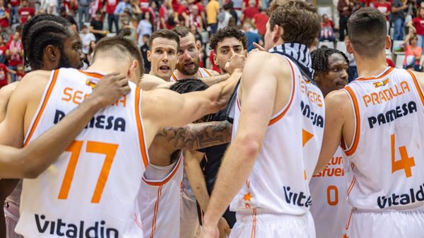 (Crónica) El Valencia Basket será cabeza de serie y el Granada sigue vivo