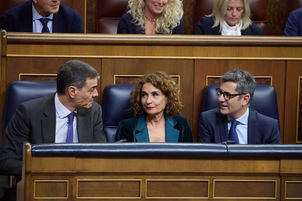 El PP centra el Pleno de control del Congreso en la corrupción y Vox pregunta al Gobierno por su